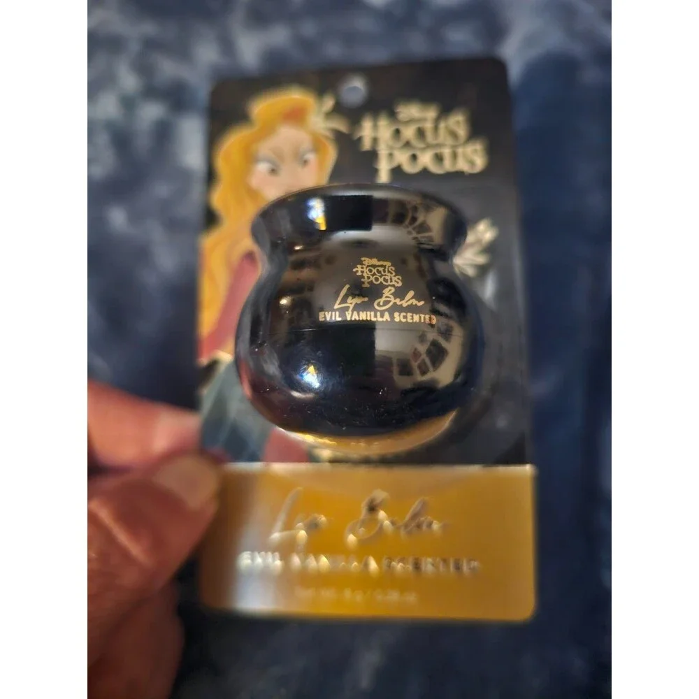 Disney's Hocus Pocus Sanderson Sisters Lip Balm Black Cauldron Halloween 3 pack